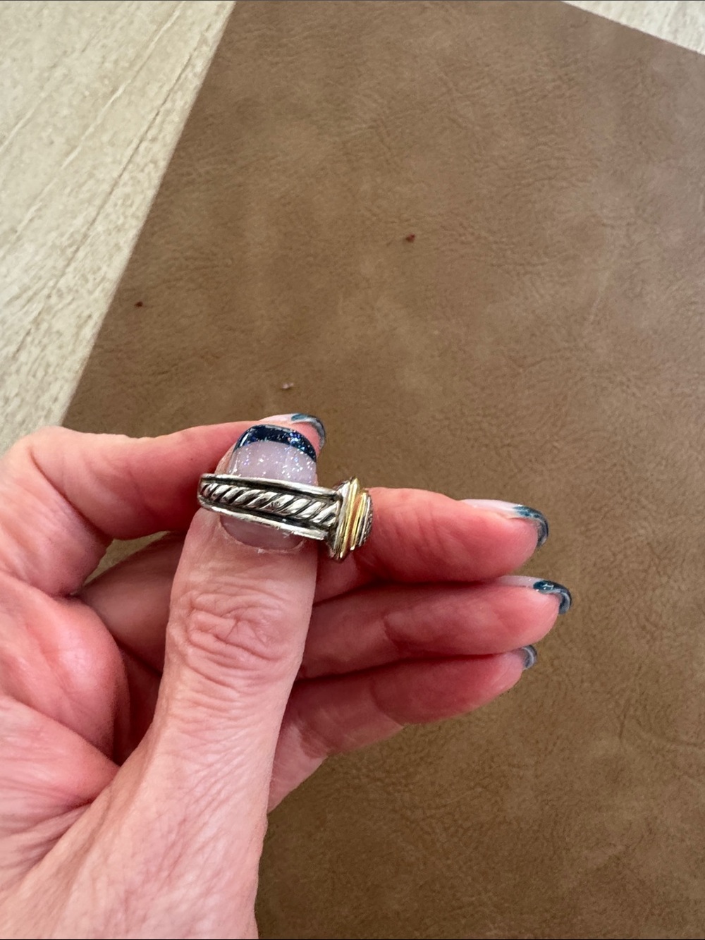 David Yurman Gold and Silver Pavé Signet Ring Size 4.5 - Picture 4 of 5